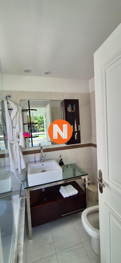 Apartamento Ref.223242 - Apartamento con ubicación privilegiada 
