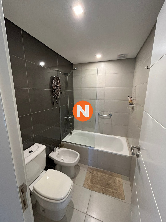 Apartamento Ref.201714 - Apartamento en Venta y Alquiler, Brava, Punta del Este, 2 Dormitorios.