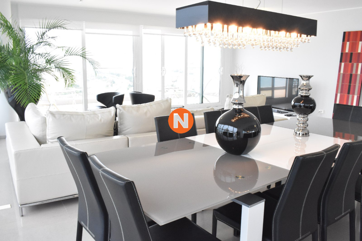 Apartamento Ref.213688 - Espectacular Departamento Torre Alexander ! PUNTA DEL ESTE 