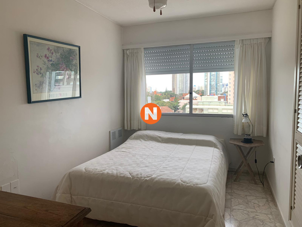 Apartamento Ref.215232 - Primera Linea en Mansa Edificio de Categoría