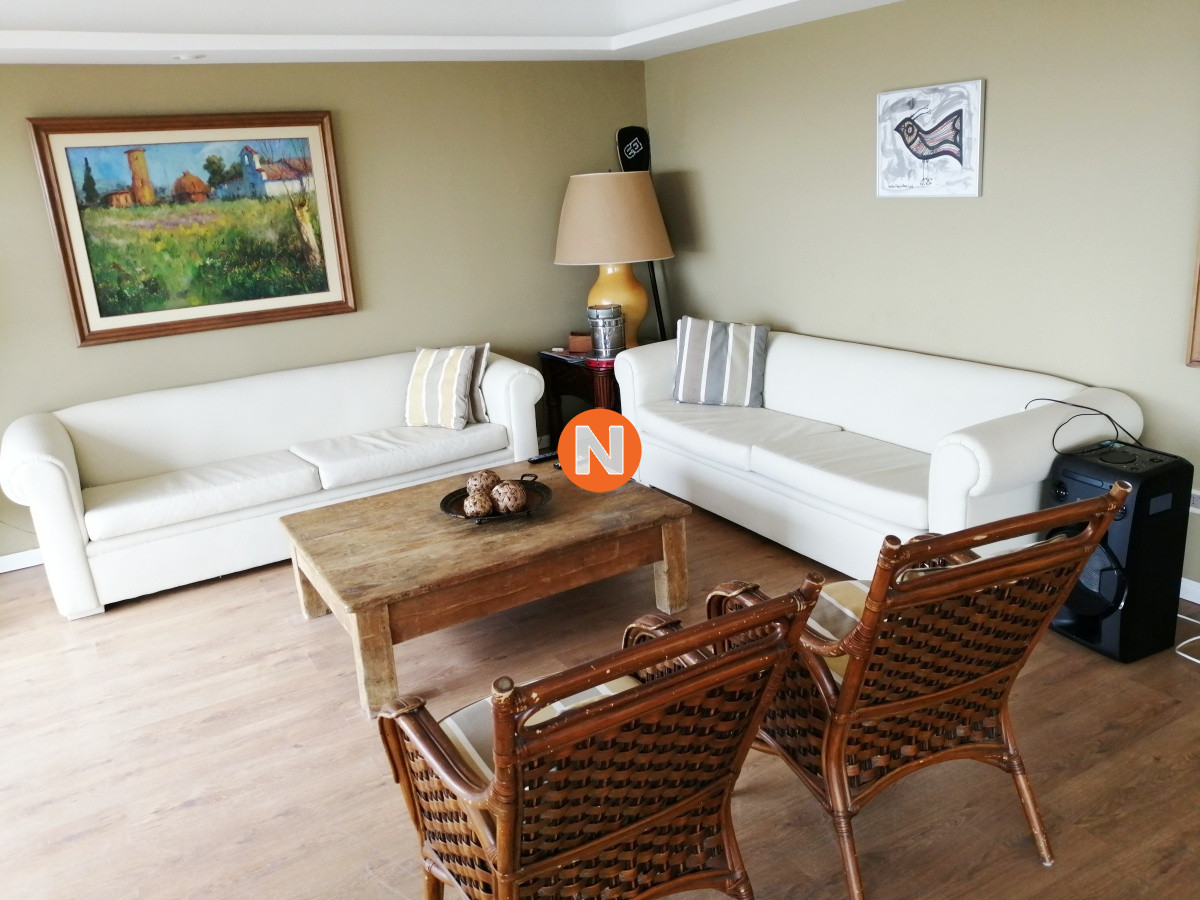 Apartamento Ref.215361 - Apartamento Primera Linea Peninsula 5 Dormitorios