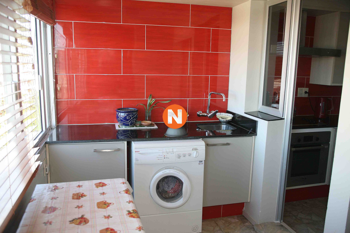 Apartamento Ref.215613 - TEQUENDAMA VENTA DE APARTAMENTO DE 3 DORMITORIOS Y SERVICIO MANSA PUNTA DEL ESTE