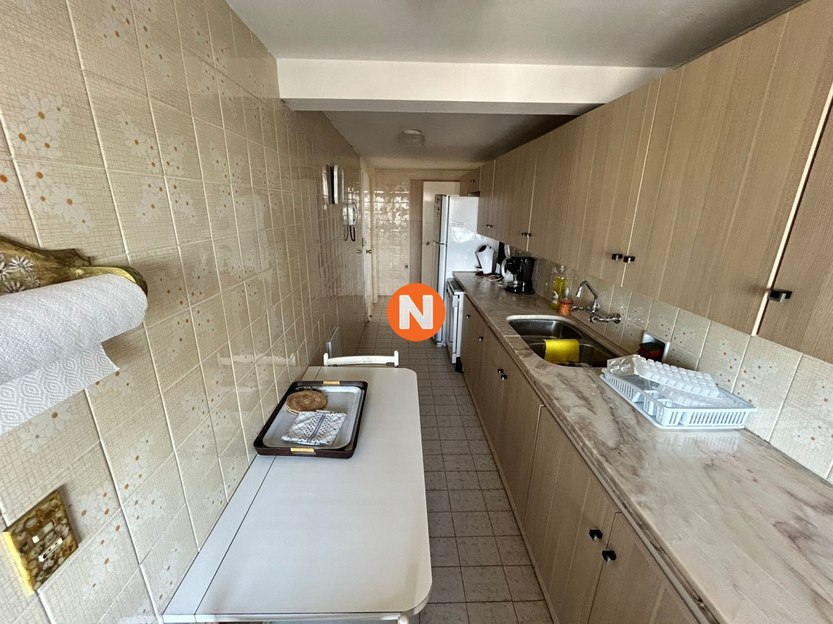 Apartamento Ref.203219 - Apartamento en venta o Alquiler, Peninsula, Punta del Este, 2 Dormitorios.