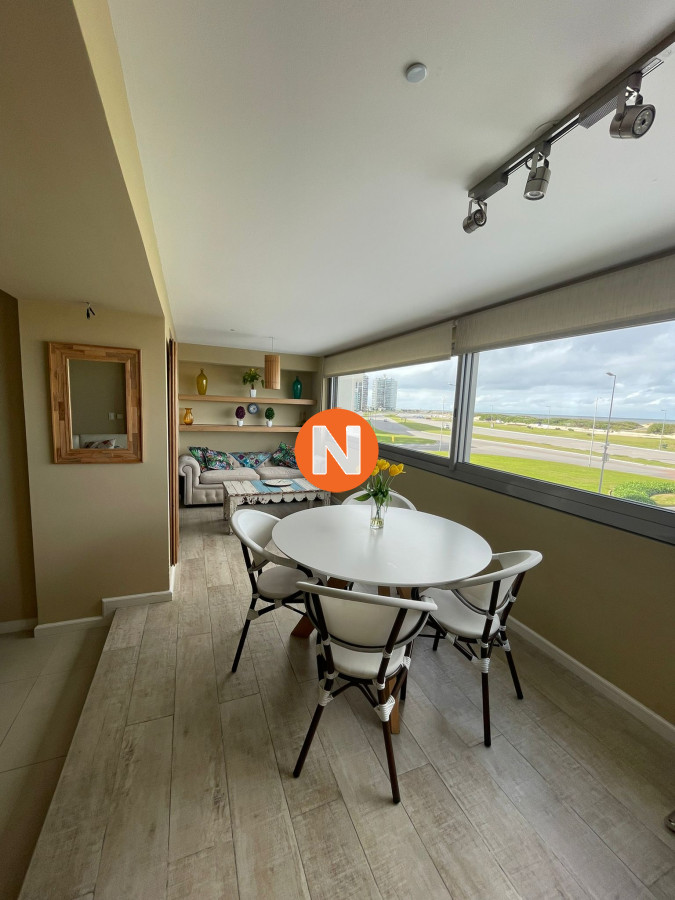 Apartamento Ref.214491 -  Venta y Alquiler apto 3 dormitorios  Primera Linea