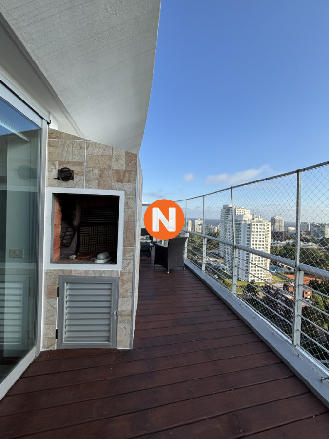 Apartamento Ref.200635 - Penthouse a la Venta, en Roosevelt, 3 dormitorios