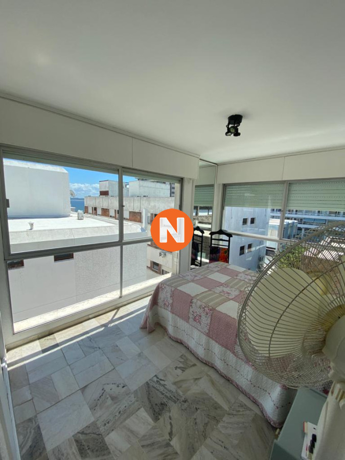 Apartamento Ref.216793 - Apartamento en venta en Punta del Este 3 dormitorios!