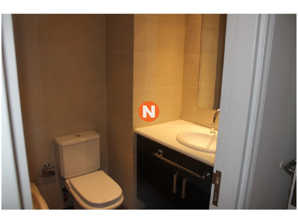 Apartamento Ref.213657 - Apto de 3 dorm primera línea sobre el mar. 