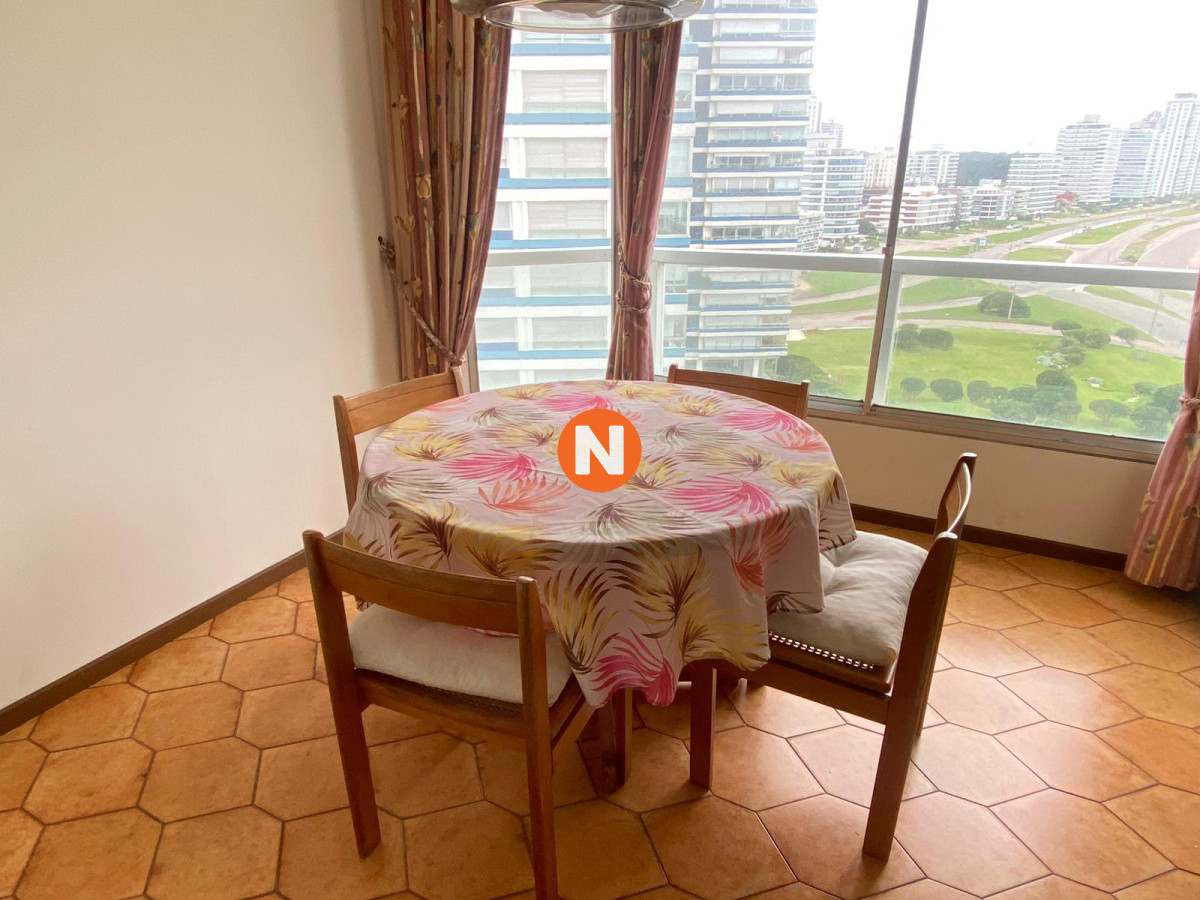 Apartamento Ref.207 - Venta apartamento en brava 3 dormitorios 