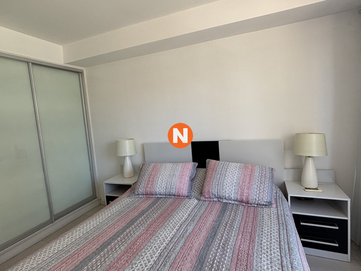 Apartamento Ref.155890 - Apartamento en Venta y Alquiler, Peninsula, Punta del Este, 1 Dormitorios.