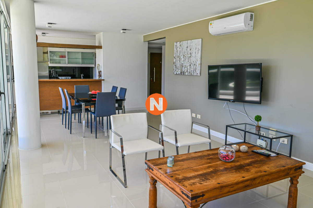 Apartamento Ref.223097 - Apartamento de 3 Dormitorios en Venta en la Brava