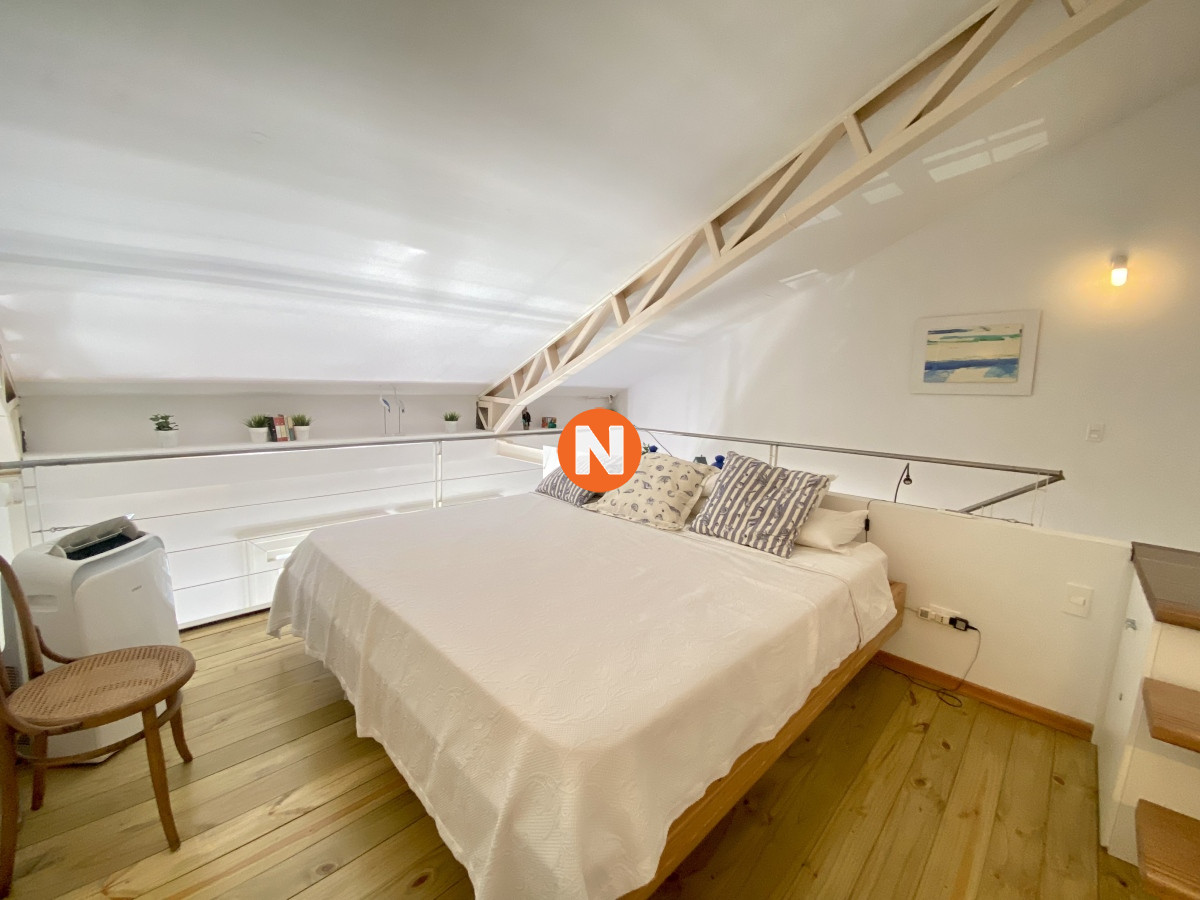 Apartamento Ref.222111 - Venta duplex 1 dormitorio Punta del Este