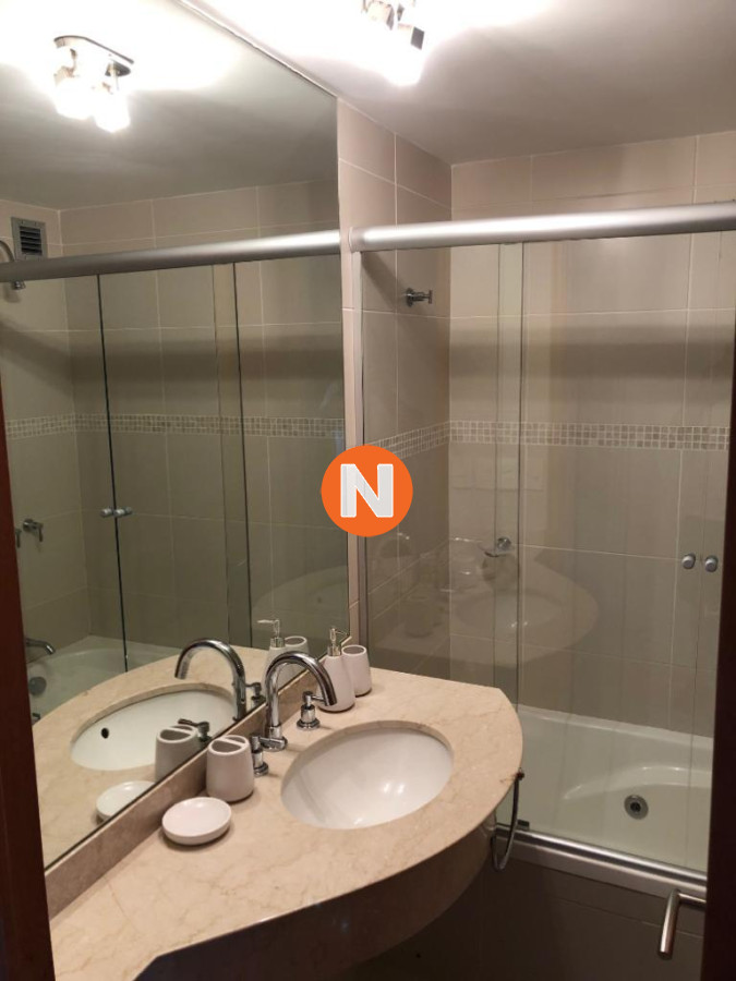 Apartamento Ref.8306 - Apartamento en Venta y Alquiler, Mansa, Punta del Este, 2 Dormitorios.
