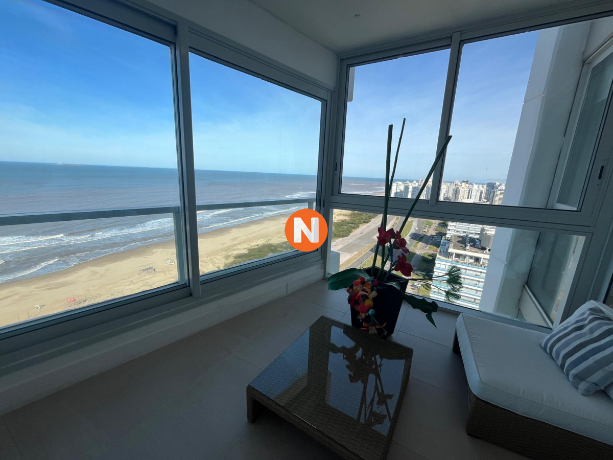 Apartamento Ref.8621 - Apartamento en Venta y Alquiler, Brava, Punta del Este, 3 Dormitorios.