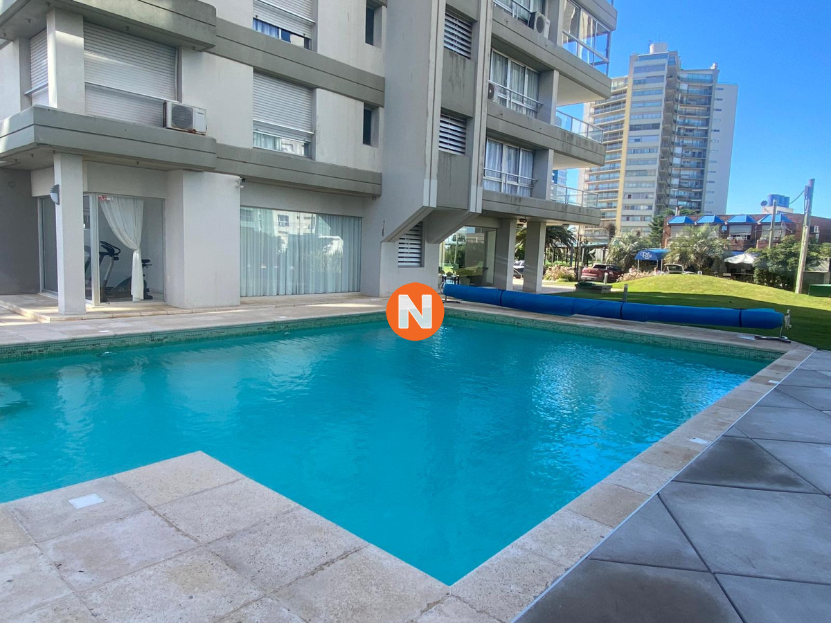 Apartamento Ref.222368 - Apartamento Playa Brava en Venta bajos gastos comunes