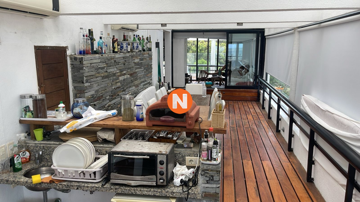 Apartamento Ref.5878 - Apartamento en Venta, Brava, Punta del Este, 3 Dormitorios.