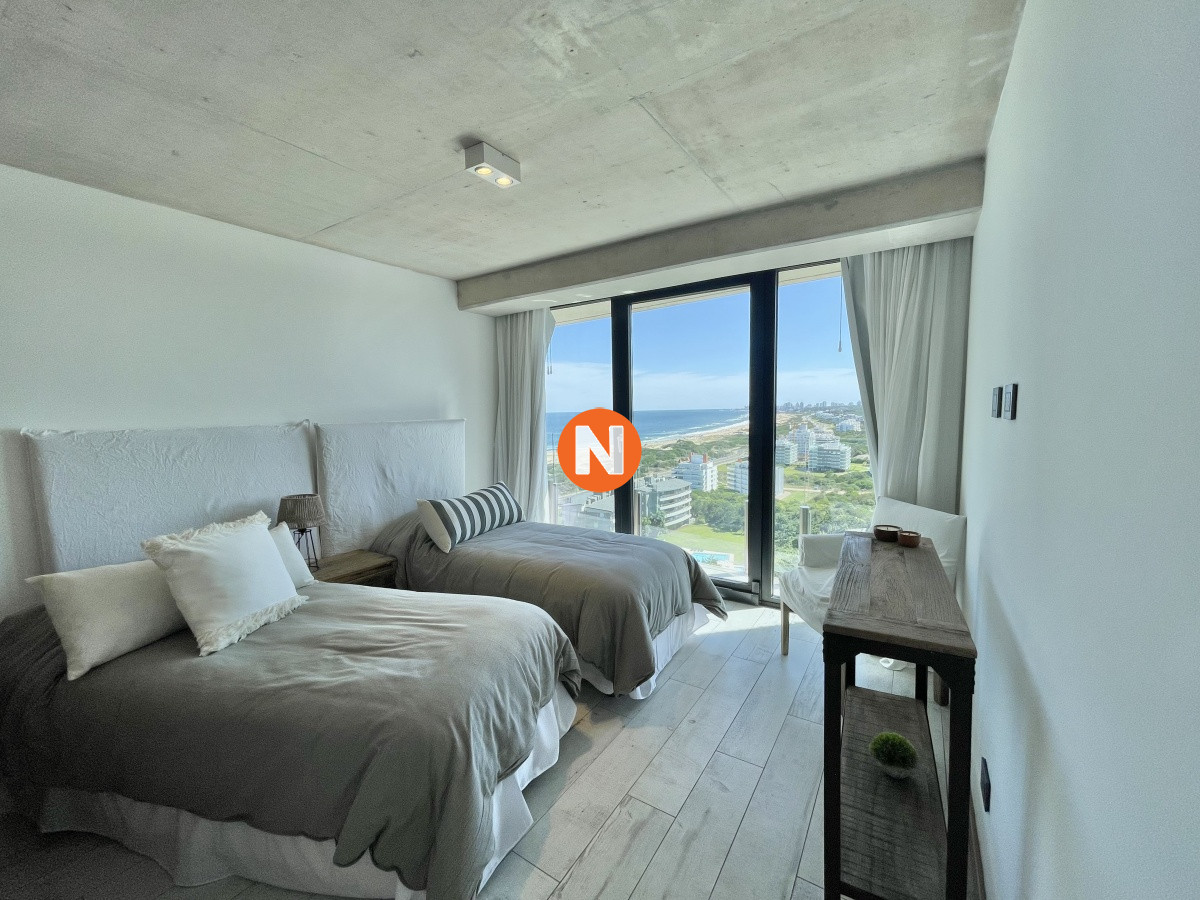 Apartamento Ref.220147 - VENTA DE APARTAMENTO DE 2 DORMITORIOS EN SUITE EN EDIFICIO SURFSIDE PUNTA DEL ESTE