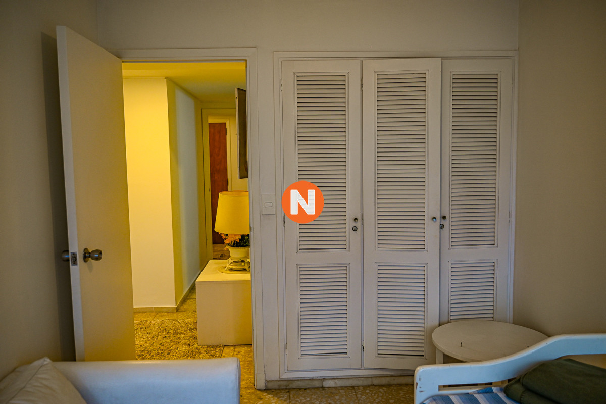 Apartamento Ref.223021 - Hermoso Apartamento en Venta en Zona Puerto