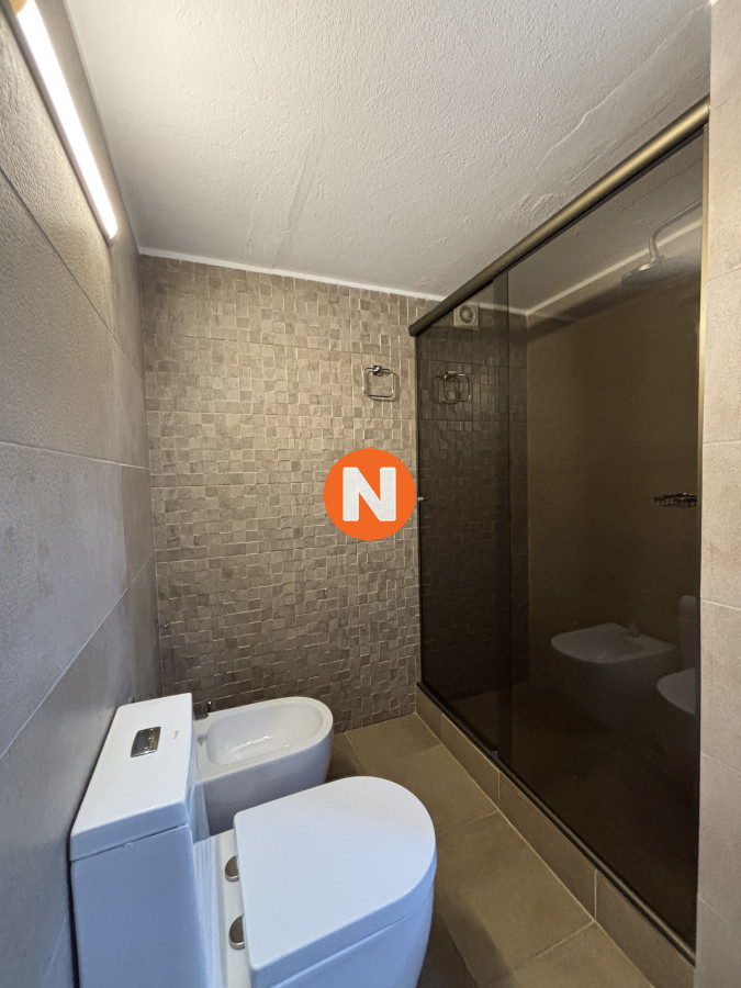 Apartamento Ref.111 - Apartamento en Alquiler, Peninsula, Punta del Este, 3 Dormitorios.