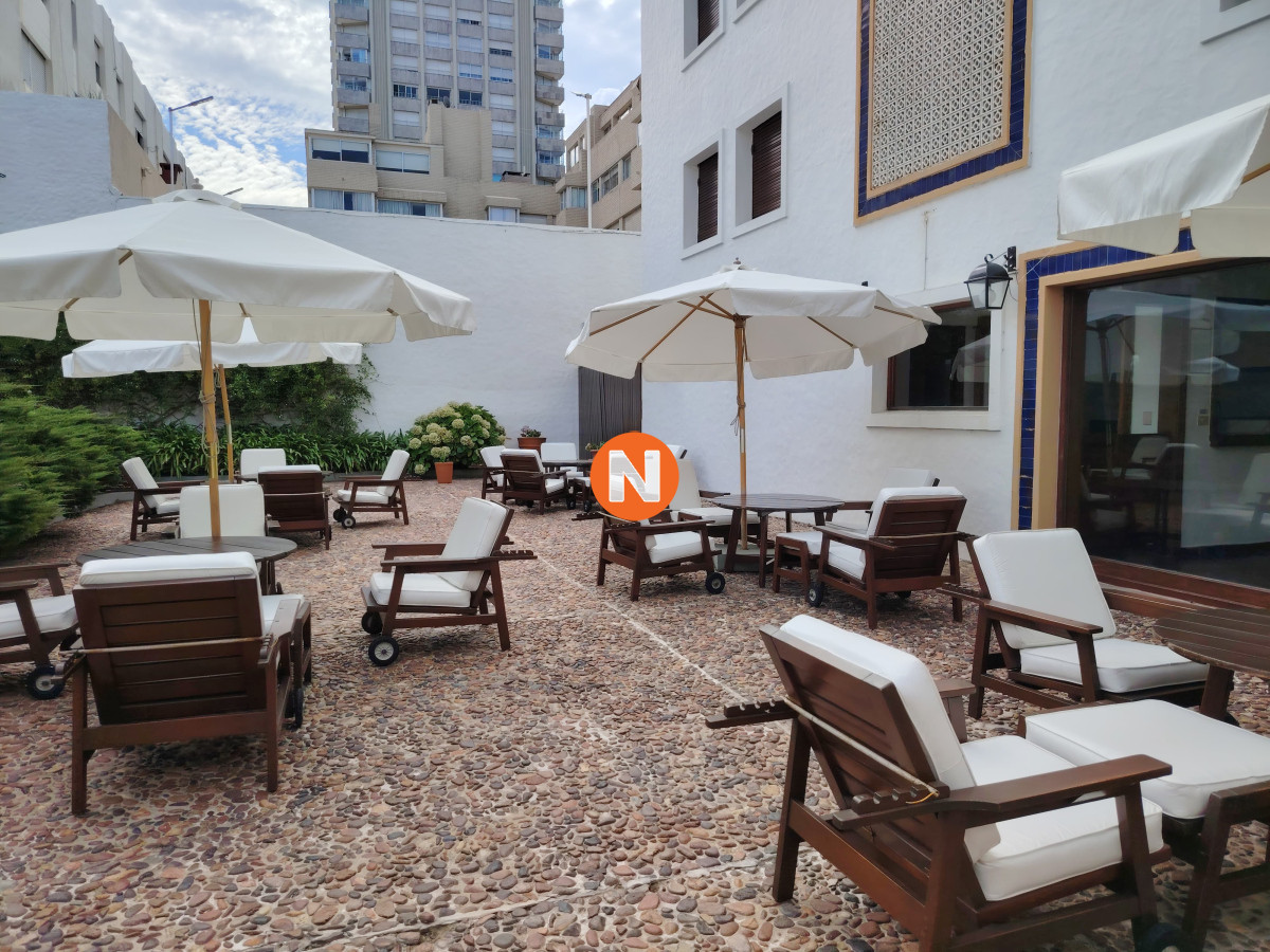 Apartamento Ref.223352 - Apartamento en Venta, 3 dormitorios. Punta del Este 