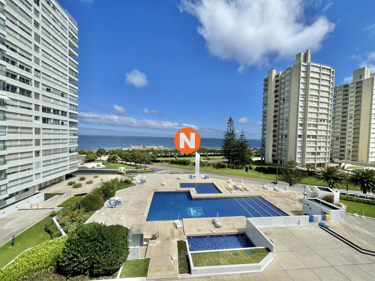 Apartamento Ref.203049 - VENTA DE APARTAMENTOP DE 3 DORMITORIOS EN MANSA FRENTE AL MAR EN PUNTA DEL ESTE 