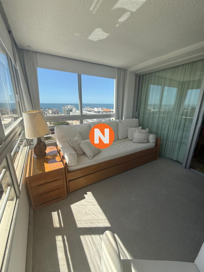 Apartamento Ref.638 - Apartamento en Venta y Alquiler, Peninsula, Punta del Este, 3 Dormitorios.