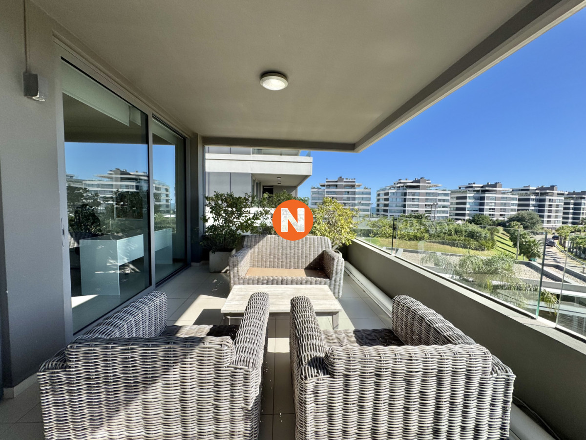 Apartamento Ref.224740 - TIBURON TERRAZAS BARRA APARTAMENTO VENTA DE 3 SUITES + DEPENDENCIA PUNTA DEL ESTE