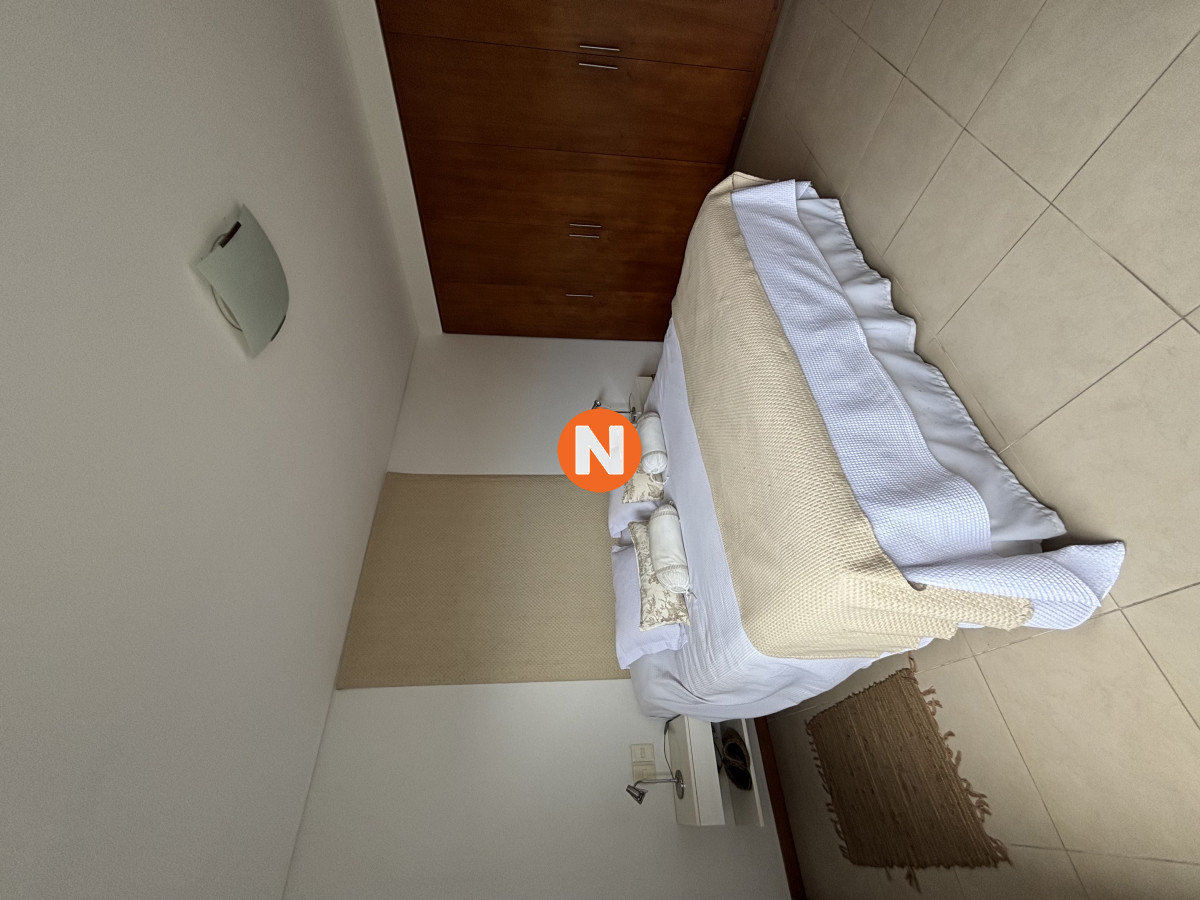 Apartamento Ref.200889 - Apartamento en Venta, Peninsula, Punta del Este, 3 Dormitorios.