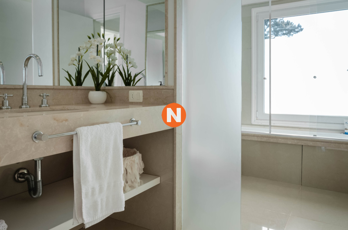 Apartamento Ref.202828 - Apartamento en Venta y Alquiler, Mansa, Punta del Este, 2 Dormitorios.