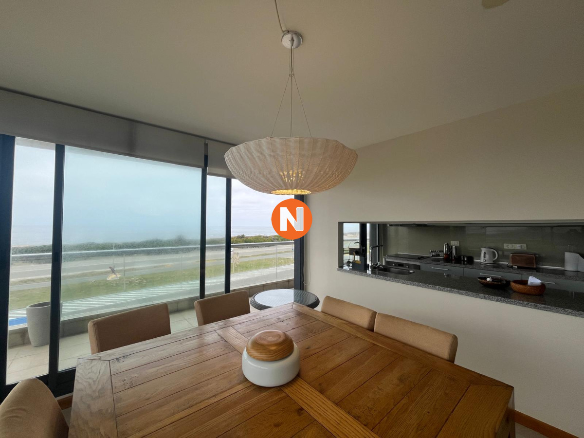 Apartamento Ref.223712 - Penthouse en la Brava en venta, primera línea