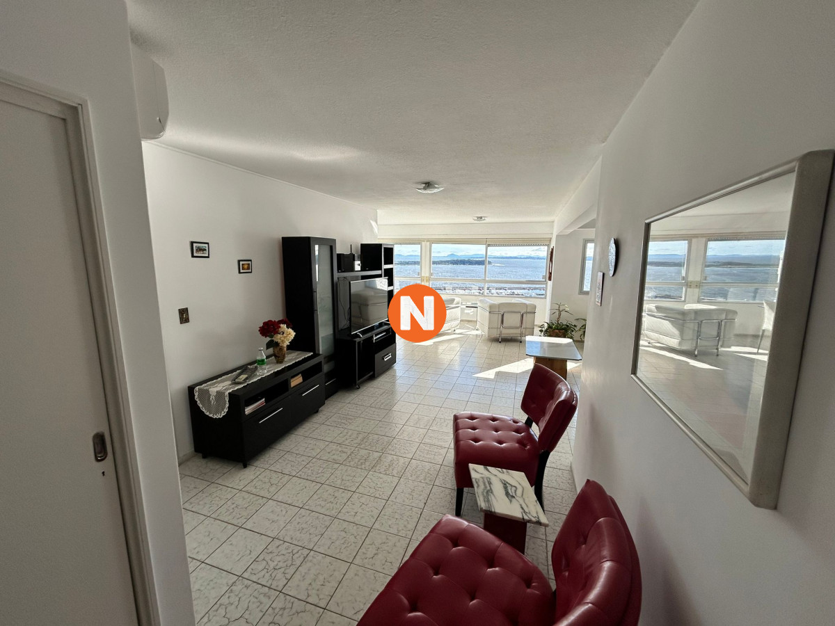 Apartamento Ref.203220 - Apartamento en Alquiler, Peninsula, Punta del Este, 2 Dormitorios.
