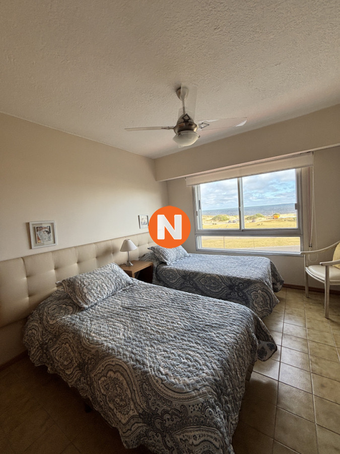 Apartamento Ref.214489 - Apartamento en Venta, Primera Línea, 2 dormitorios