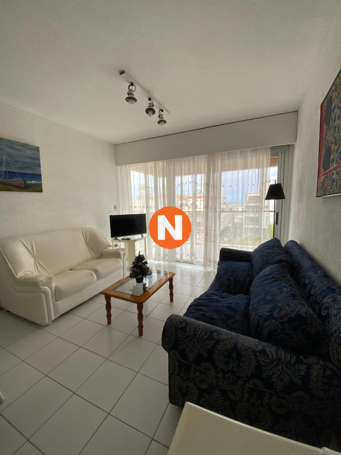Apartamento Ref.6776 - Apartamento en Venta Península, Punta del Este, 2 Dormitorios.