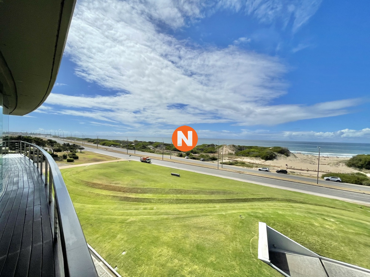 Apartamento Ref.220419 - VENTA DE APARTAMENTO EN GREY STONE FRENTE AL MAR CON EXCELENTE VISTA AL MAR