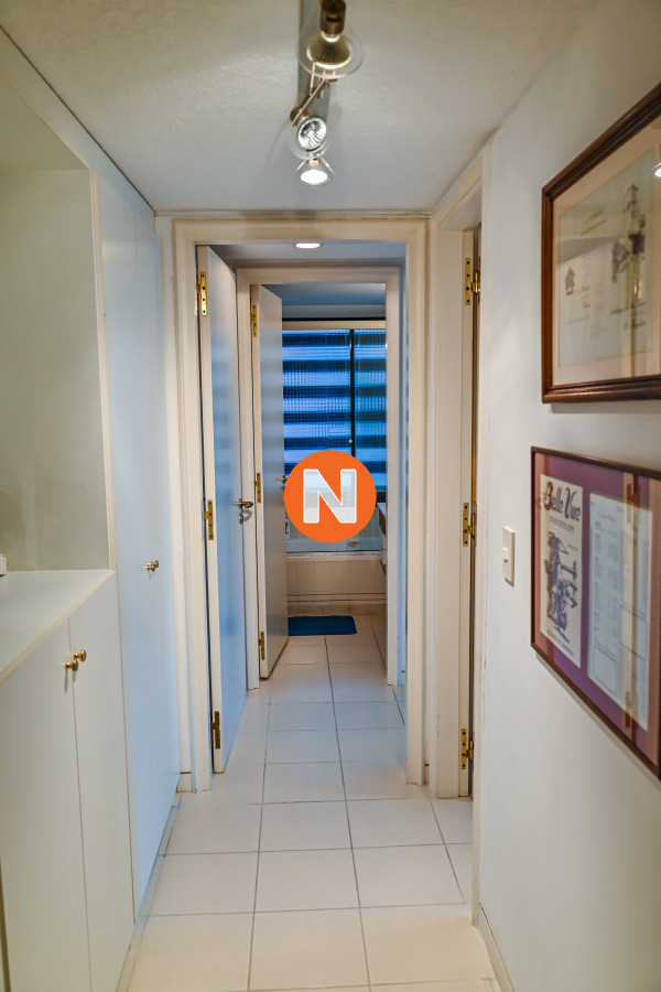 Apartamento Ref.9446 - Apartamento en Venta y Alquiler, Peninsula, Punta del Este, 3 Dormitorios.