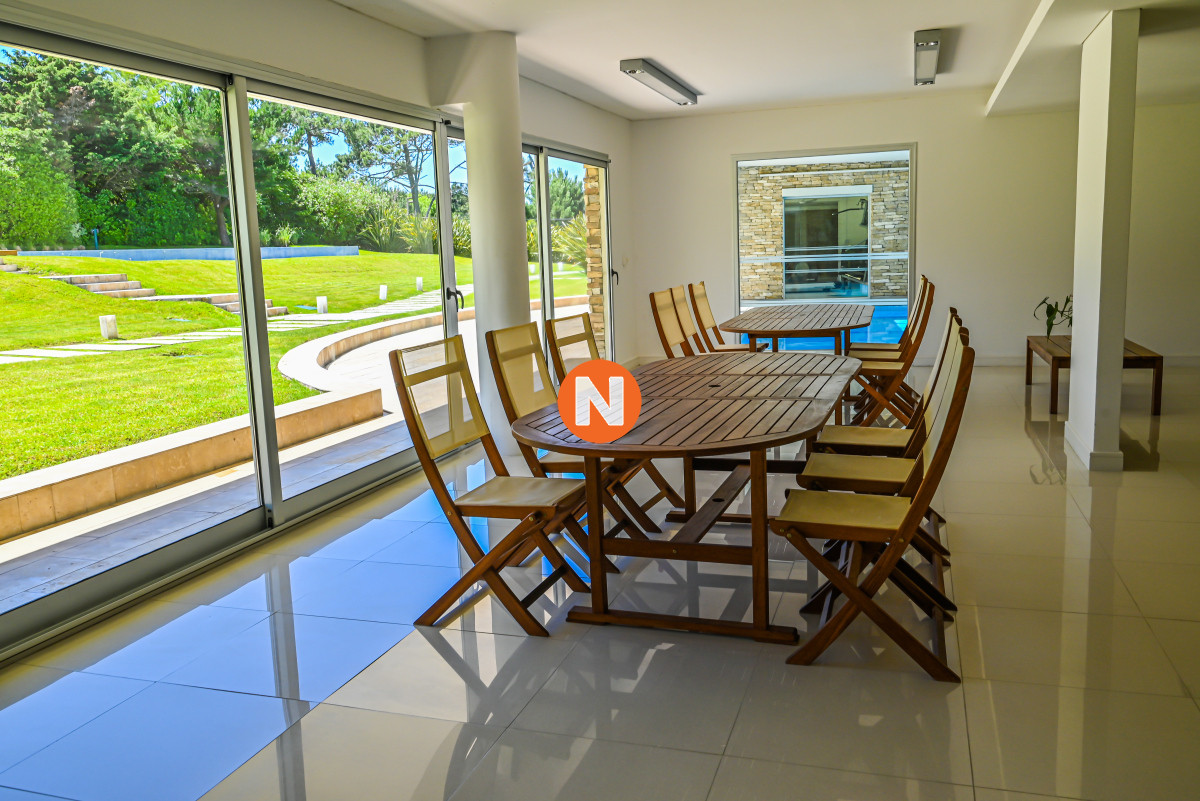 Apartamento Ref.223097 - Apartamento de 3 Dormitorios en Venta en la Brava