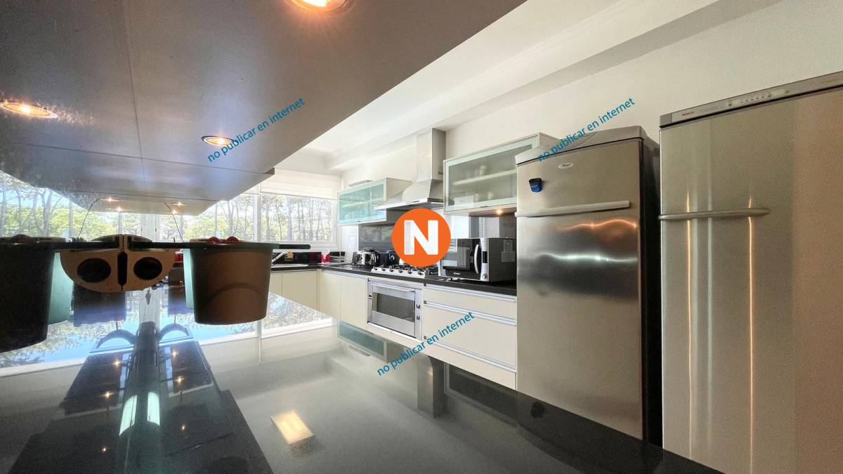 Apartamento Ref.220529 - VENTA DE APARTAMENTO PENTHOUSE DE 4 DORMITORIOS EN EDIFICIO AQUALINA PUNTA DEL ESTE