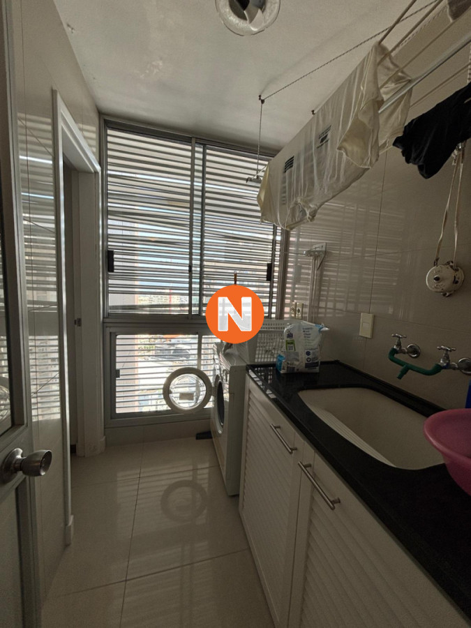 Apartamento Ref.224565 - Apartamento en venta, 3 dormitorios. Primera Linea