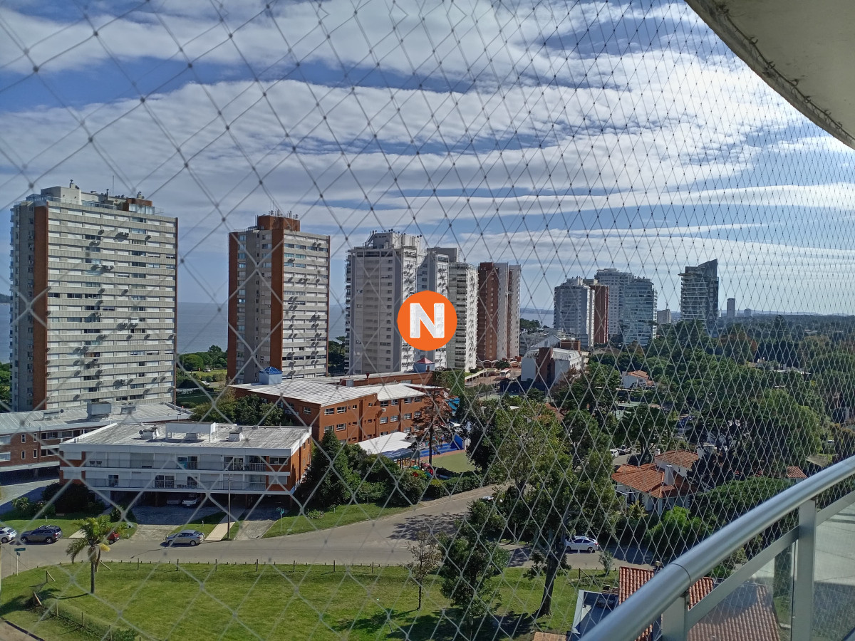 Apartamento Ref.223486 - Apto de tres dormitorios en suite, mas dependencia de servicio
