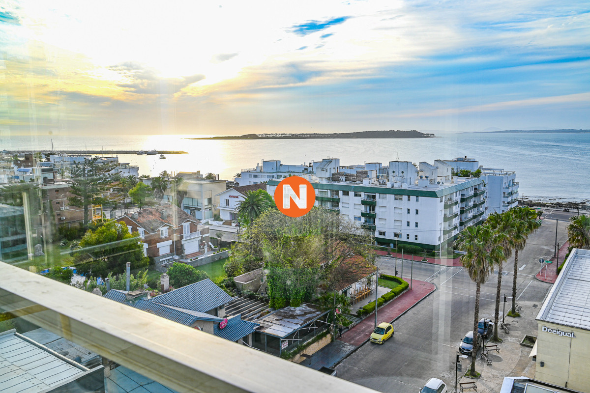 Apartamento Ref.223021 - Hermoso Apartamento en Venta en Zona Puerto