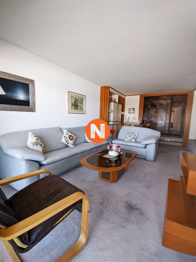 Apartamento Ref.218248 - Apartamento en Venta con un vista Al Mar Espectacular 