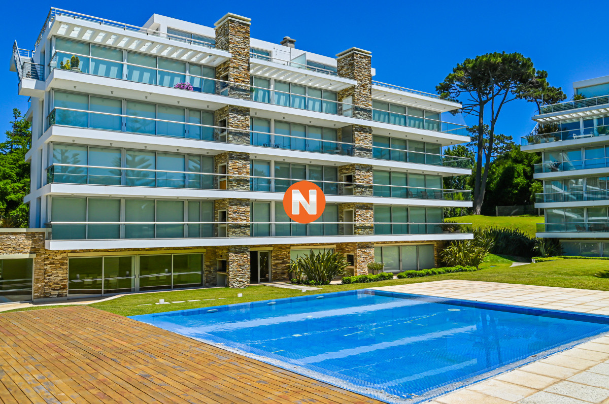 Apartamento Ref.223097 - Apartamento de 3 Dormitorios en Venta en la Brava