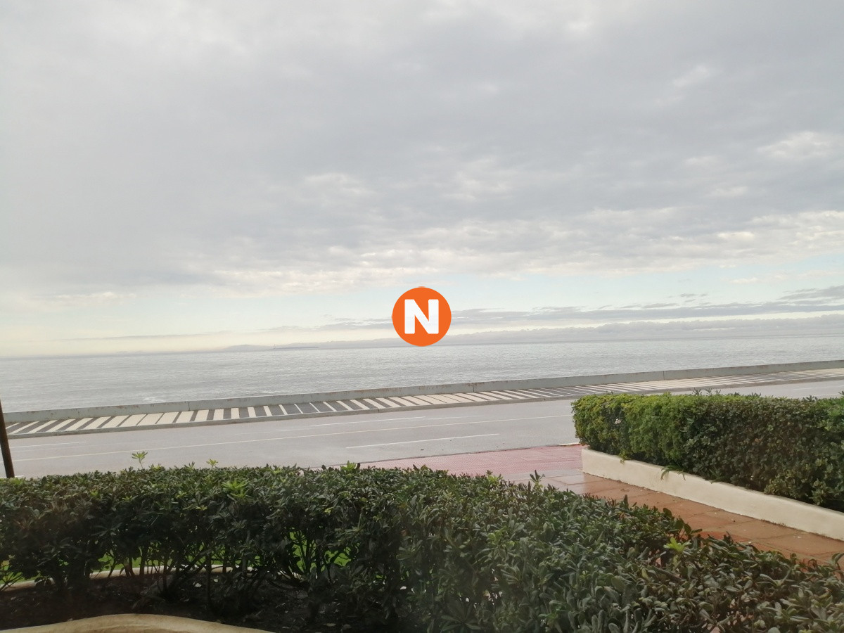 Apartamento Ref.215361 - Apartamento Primera Linea Peninsula 5 Dormitorios