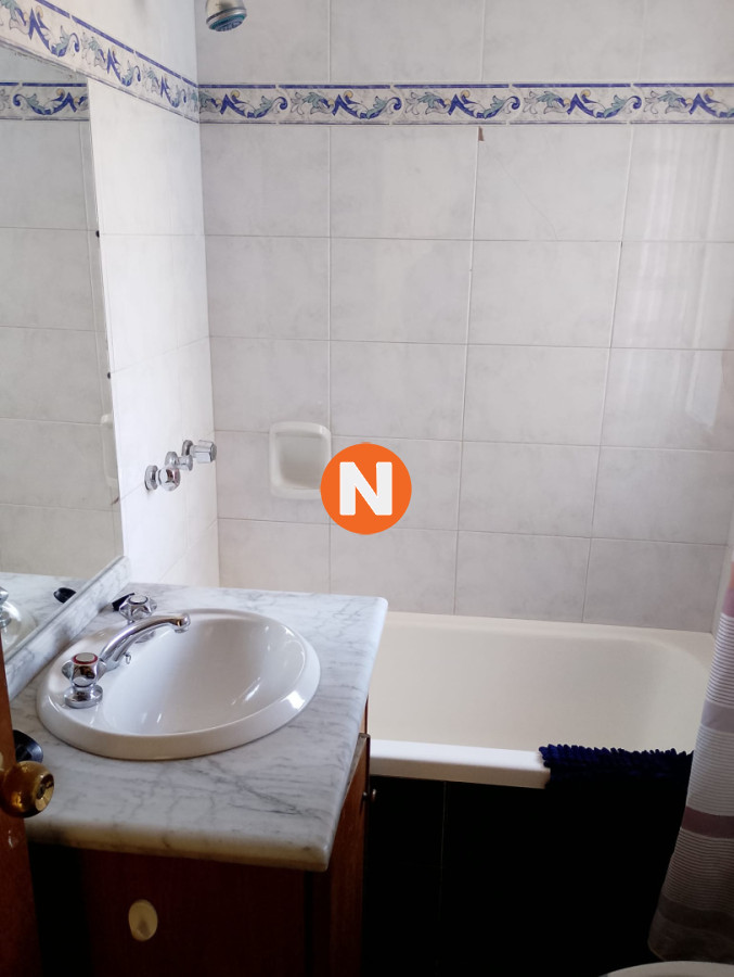 Apartamento Ref.8632 - Apartamento en Venta y Alquiler, Peninsula, Punta del Este, 2 Dormitorios.