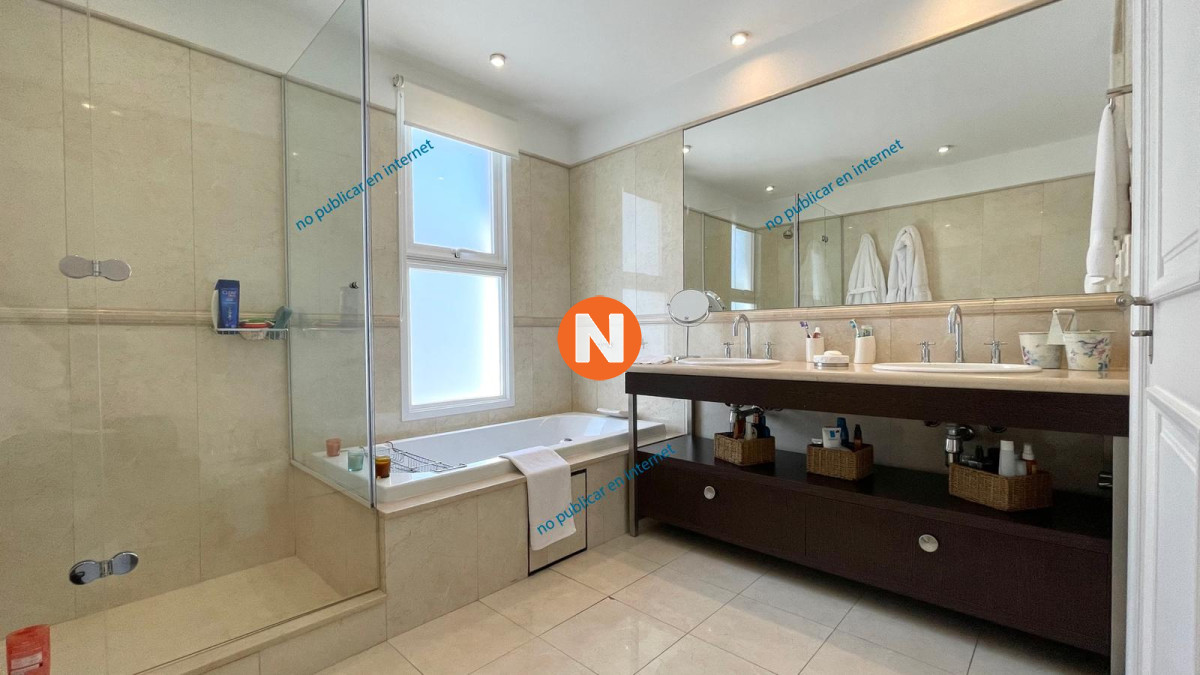 Apartamento Ref.220529 - VENTA DE APARTAMENTO PENTHOUSE DE 4 DORMITORIOS EN EDIFICIO AQUALINA PUNTA DEL ESTE