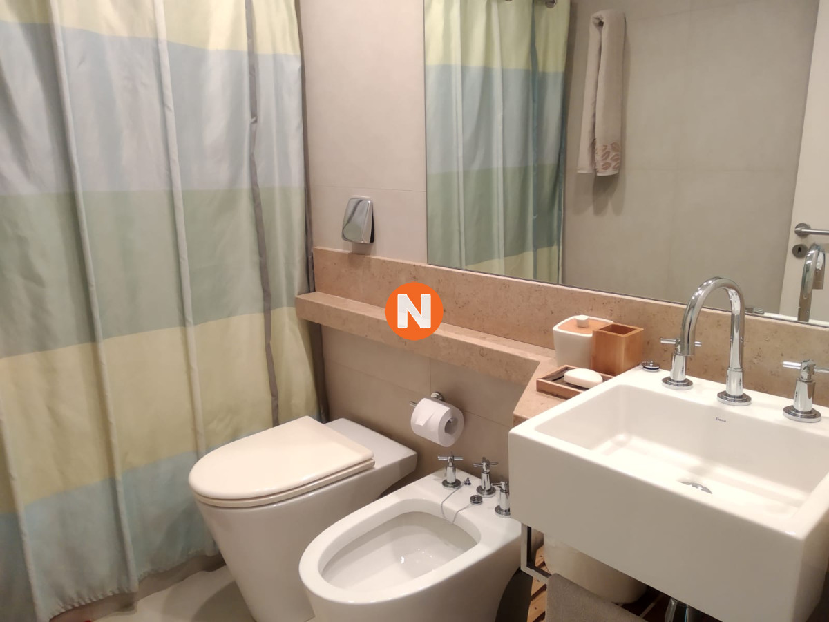 Apartamento Ref.216738 - Apartamento en venta con excelente vista en Punta del este!