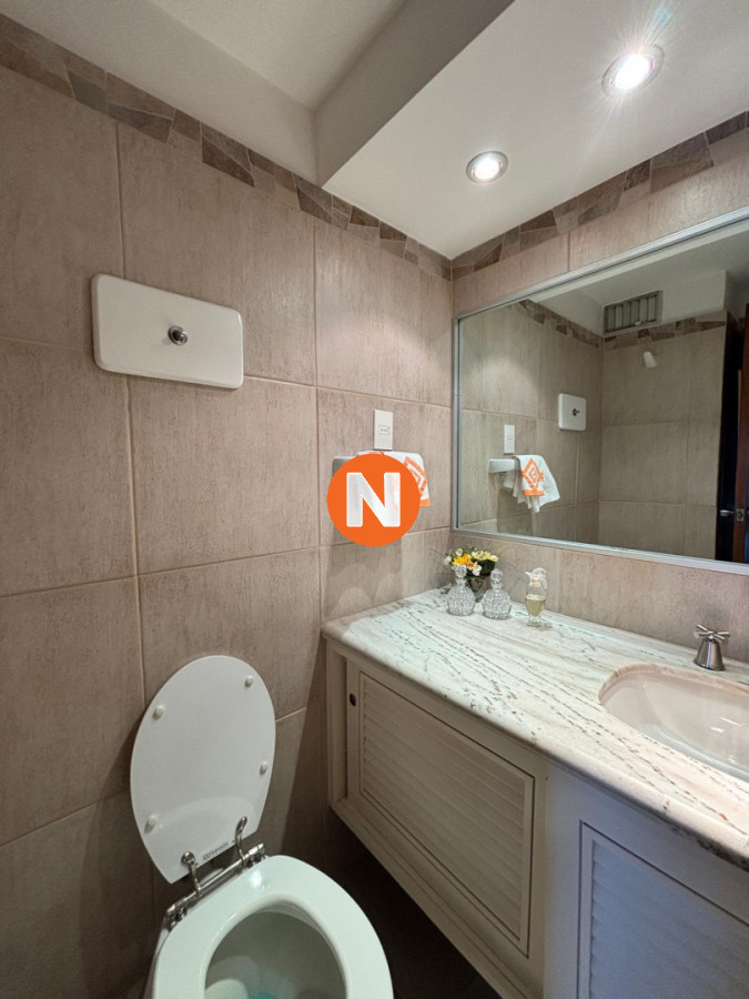 Apartamento Ref.224565 - Apartamento en venta, 3 dormitorios. Primera Linea