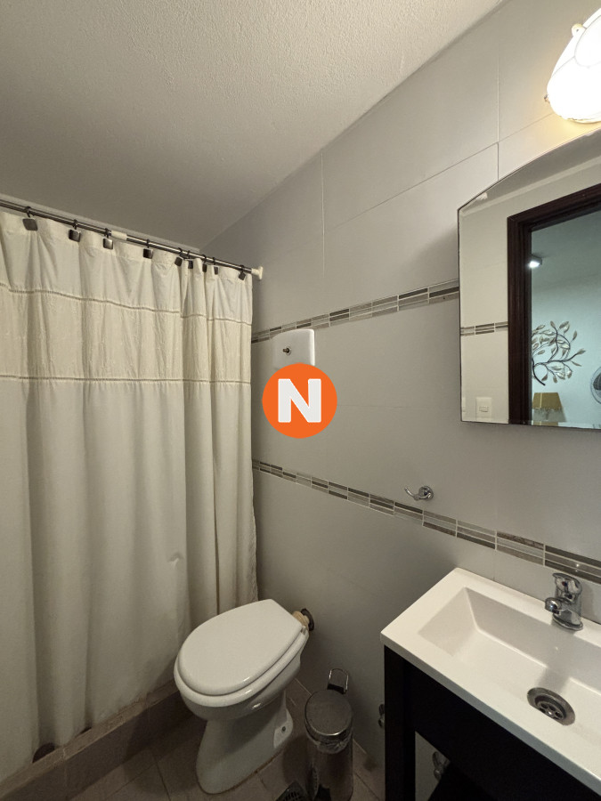 Apartamento Ref.111 - Apartamento en Alquiler, Peninsula, Punta del Este, 3 Dormitorios.