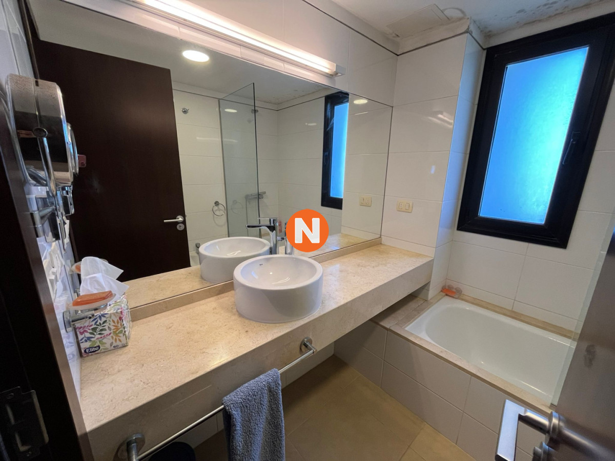 Apartamento Ref.225355 - Apartamento con vista al mar y gran ubicación 