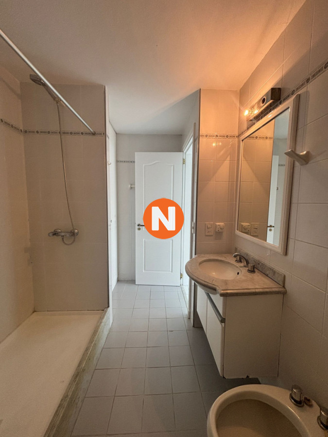 Apartamento Ref.221667 - Apartamento en Venta, 1 dormitorio, Palm Beach