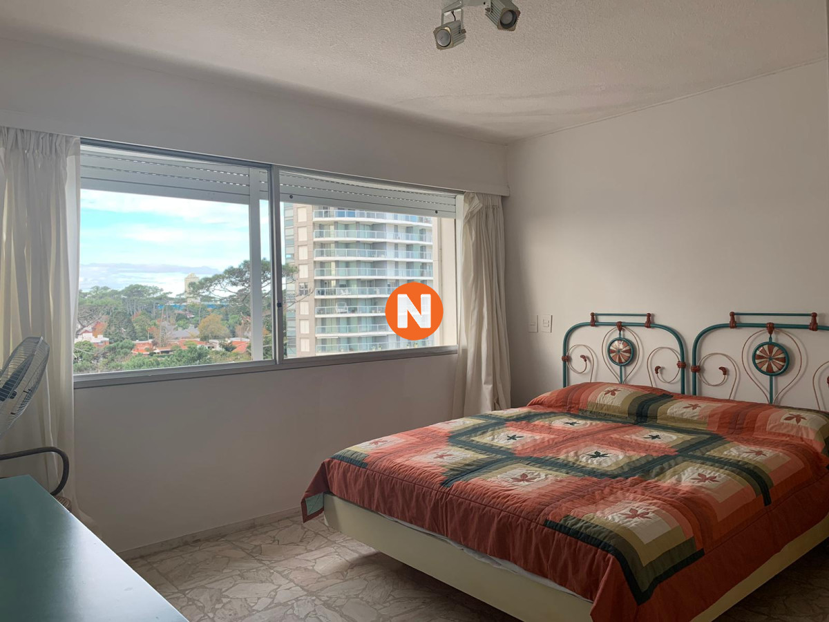 Apartamento Ref.215232 - Primera Linea en Mansa Edificio de Categoría